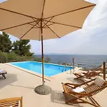 Dingac Village Luxury فيلة Potomje
