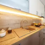 Dingac Village Luxury فيلة Potomje