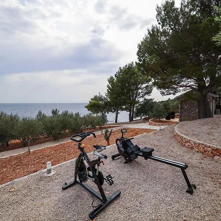 Dingac Village Luxury Willa *