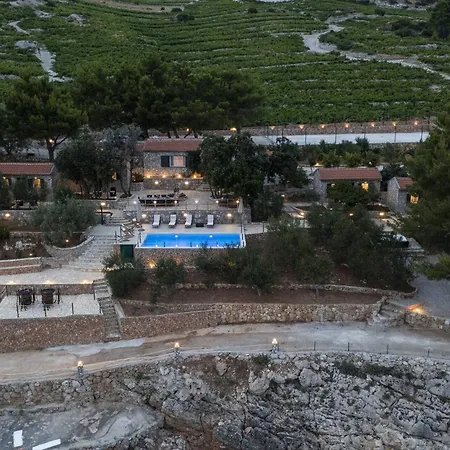 Dingac Village Luxury Potomje