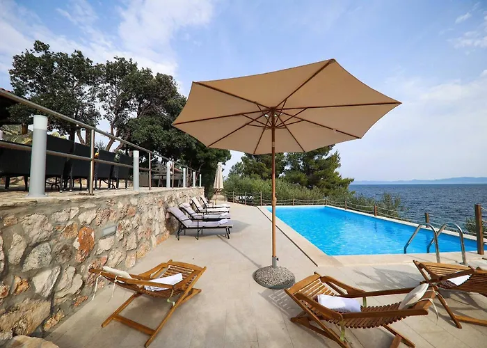 Dingac Village Luxury