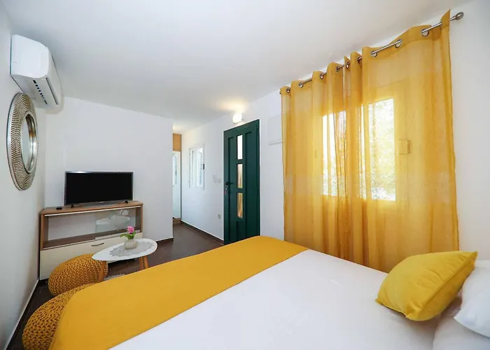 Dingac Village Luxury Willa *