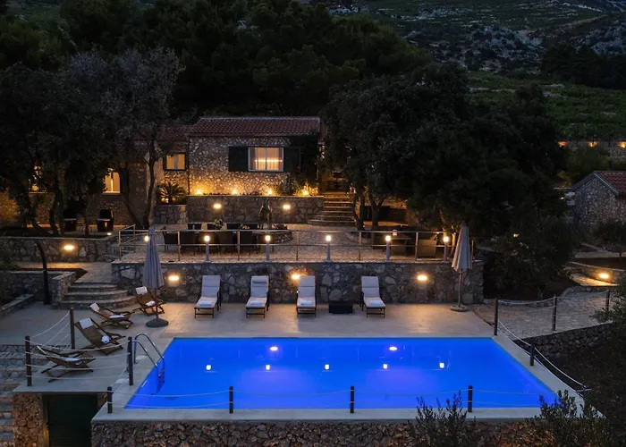 Dingac Village Luxury Willa