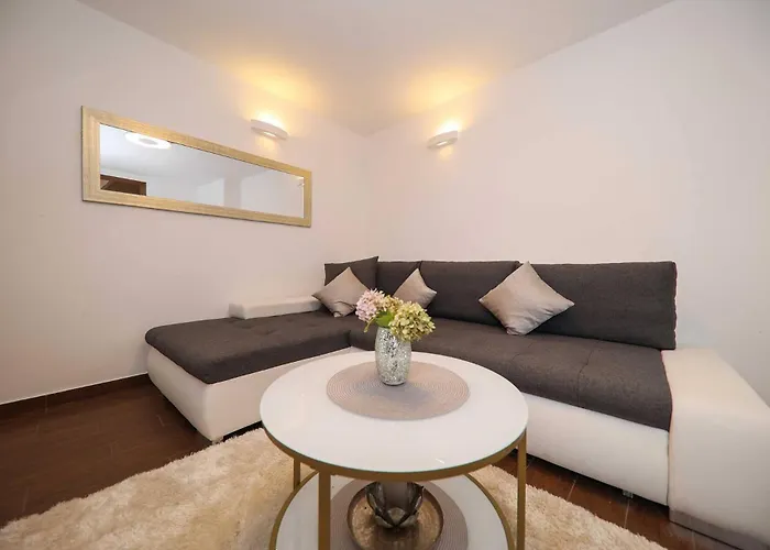 Dingac Village Luxury Potomje