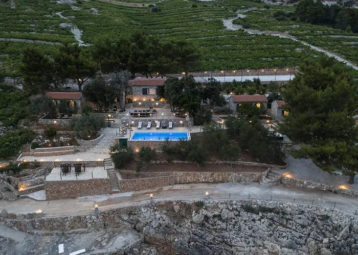 Dingac Village Luxury Potomje