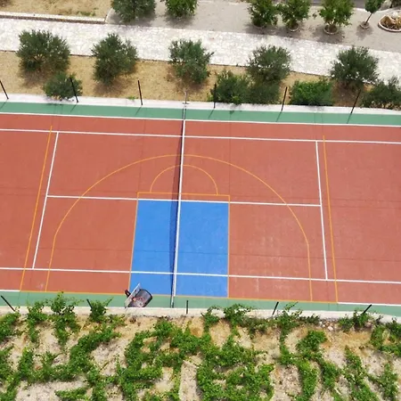 Dingac Village Luxury וילה