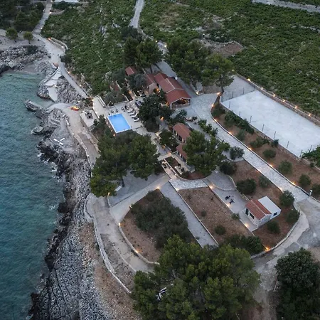 Dingac Village Luxury